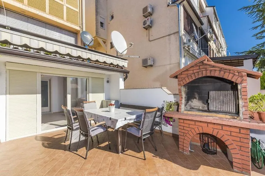 Meressa Leonardo Apartment Novigrad Istria