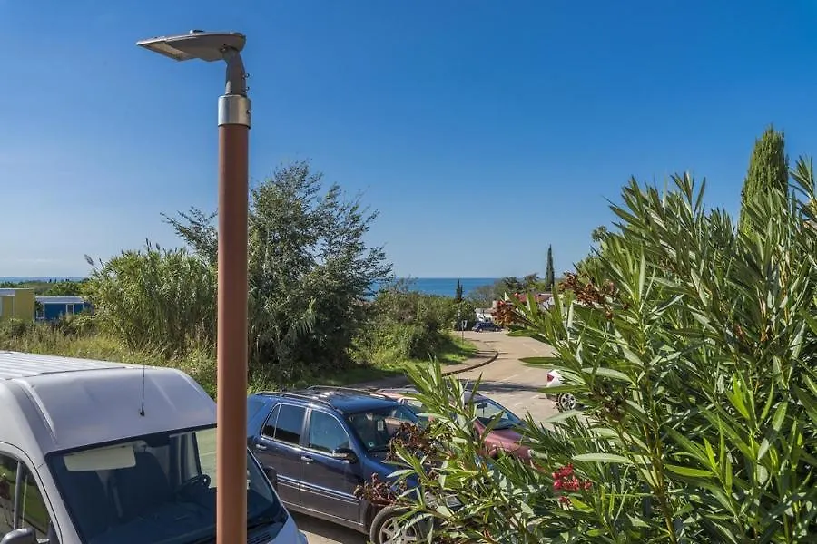 Meressa Leonardo Apartment Novigrad Istria
