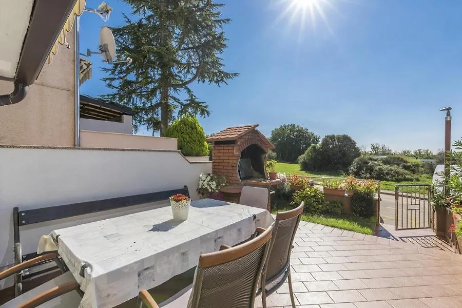 Meressa Leonardo Apartment Novigrad Istria Kroatien