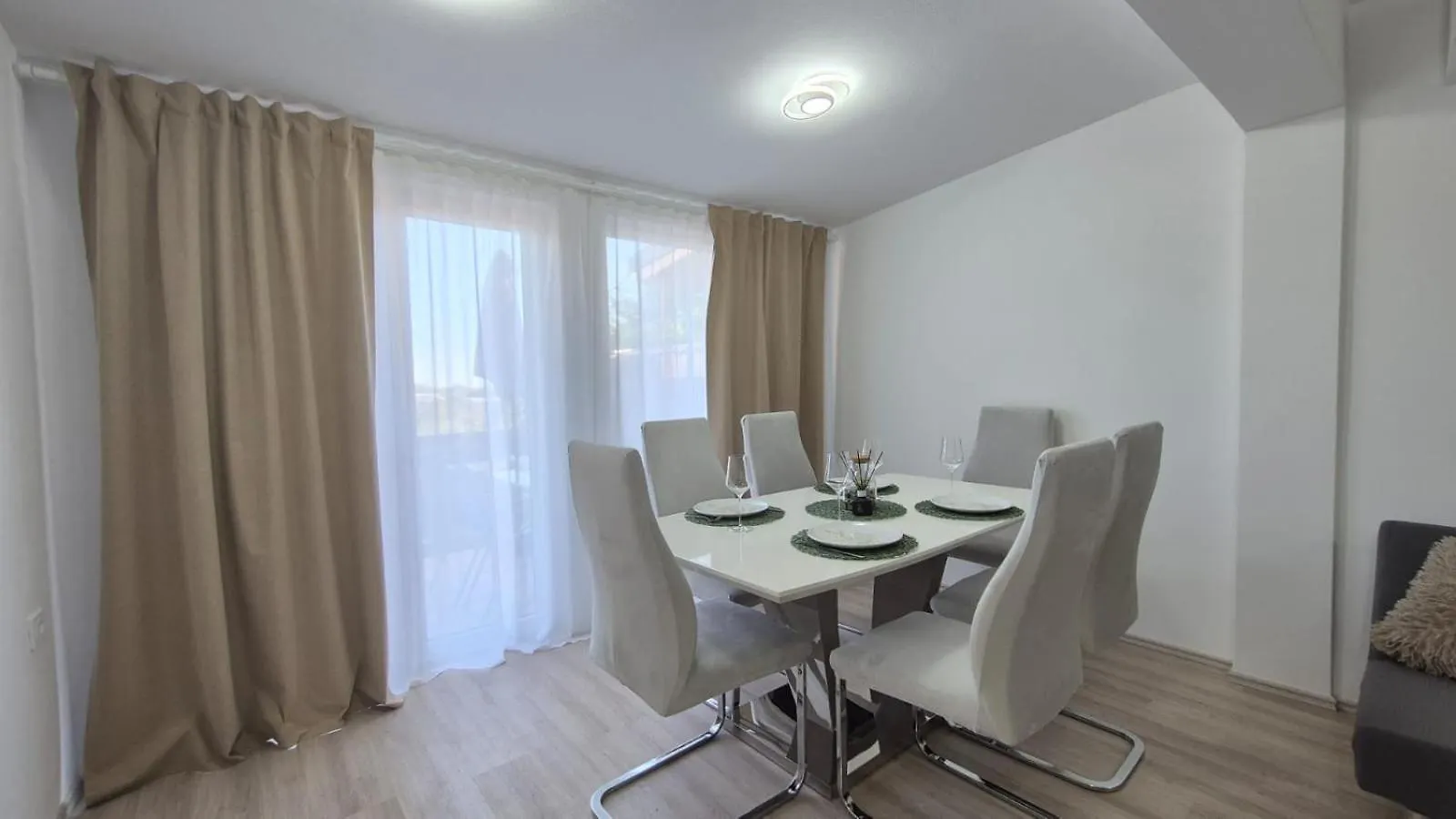 Meressa Leonardo Apartment Novigrad