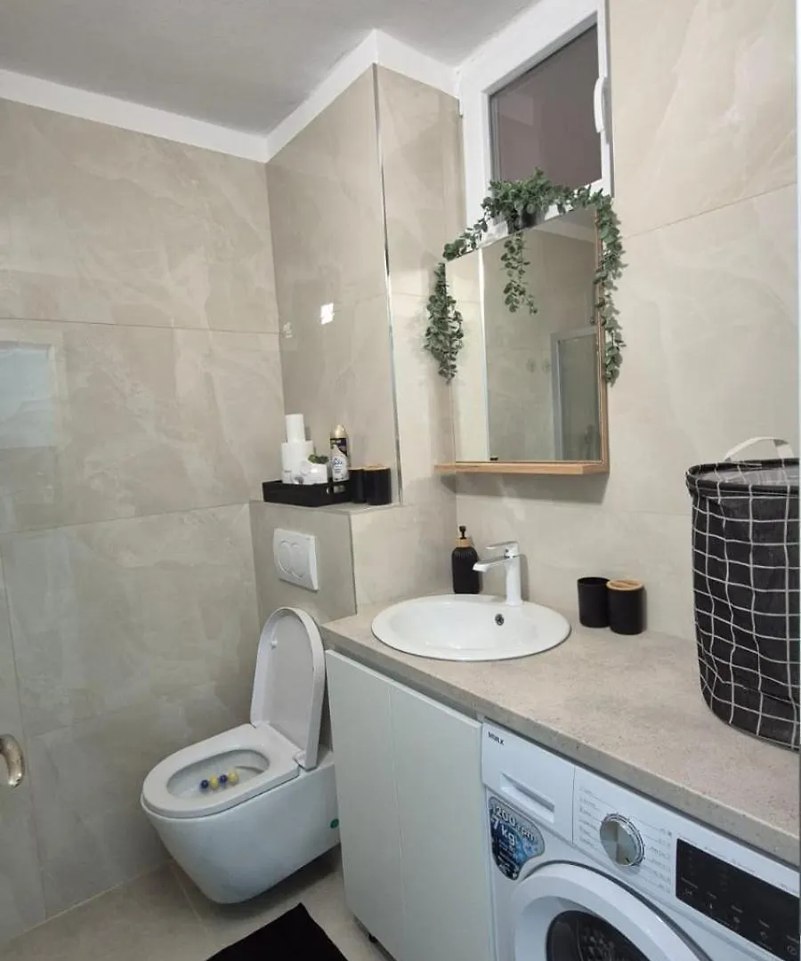 Meressa Leonardo Apartment Novigrad